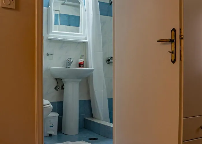 Гостевой дом Tholos